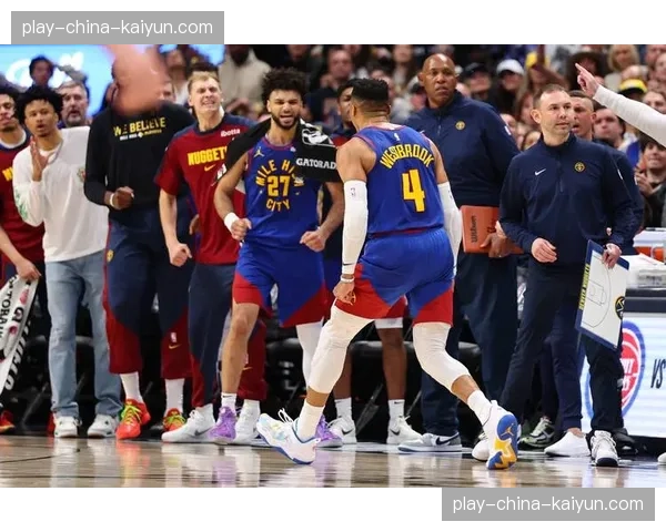 2025季后赛经典复盘：阳光加时险胜山猫，阿莉莎·托马斯罕见三20数据