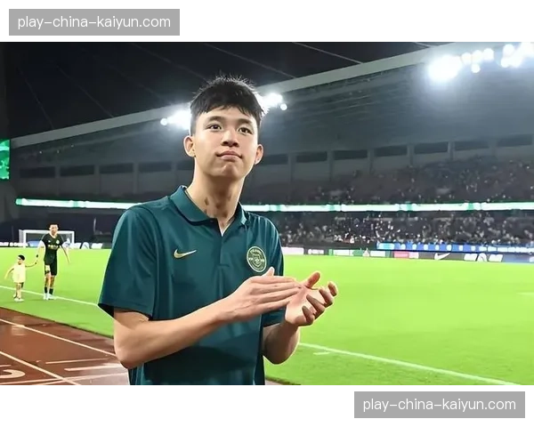 14岁中国球员李昊炎加盟巴萨U15，成拉玛西亚首位中国球员